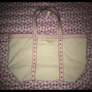 Victoria’s Secret bag